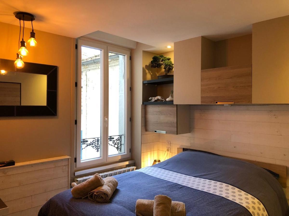 Rdc 1 - Chambre Meublee Au Coeur Du Centre Ville De Монлюсон Экстерьер фото